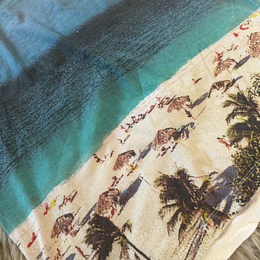 Beach Scene Muscle Tank - Picture 3 of 8